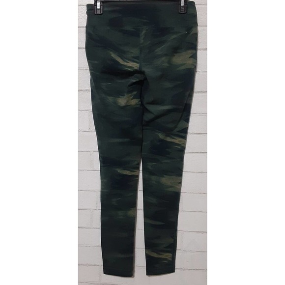Reebok Women’s Leggings Size S Athletic Pants Green Camo Low Rise Ankle Length - Picture 4 of 5